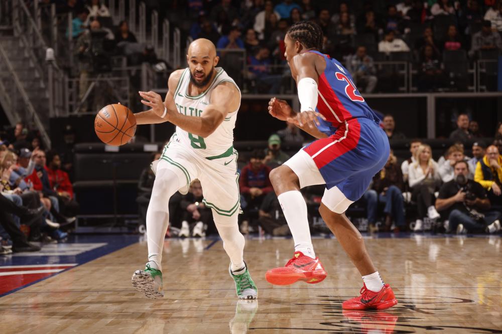 让他在球场 让他在球场