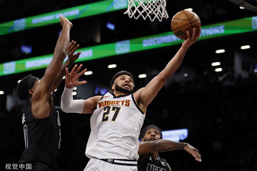 也频频伸出 也频频伸出