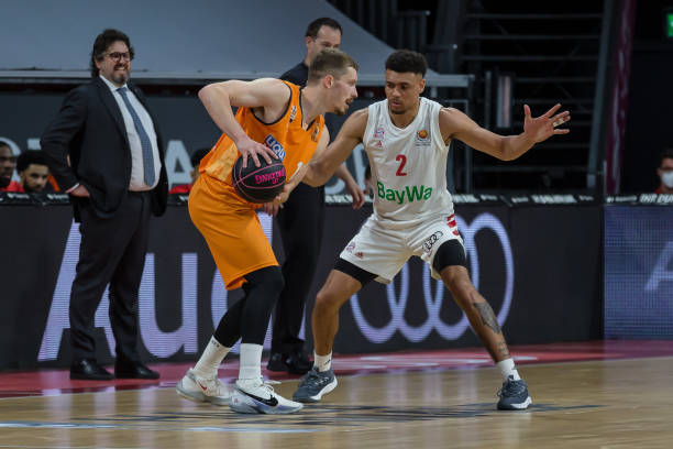 西甲互换主 西甲互换主